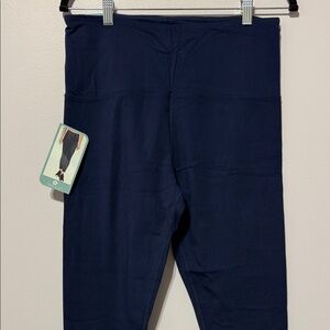 TUFF VEDA | NWT Women's 7/8 Leggings size Large
